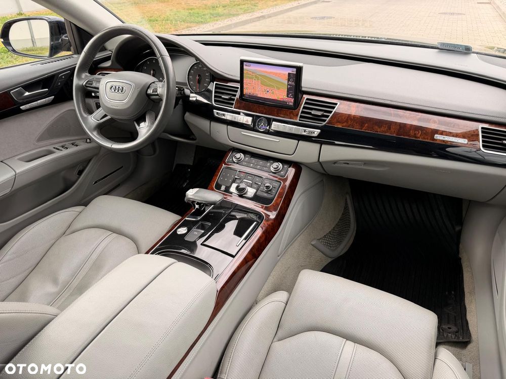 Audi A8 4.2 FSI L Quattro - 31