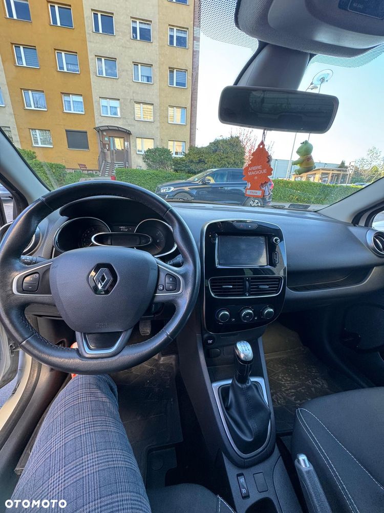 Renault Clio 1.2 16V Limited - 11