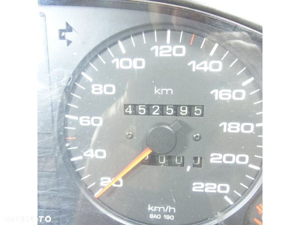 AUDI 80 B4 1.9TDI LICZNIK 8A0919033CT - 2