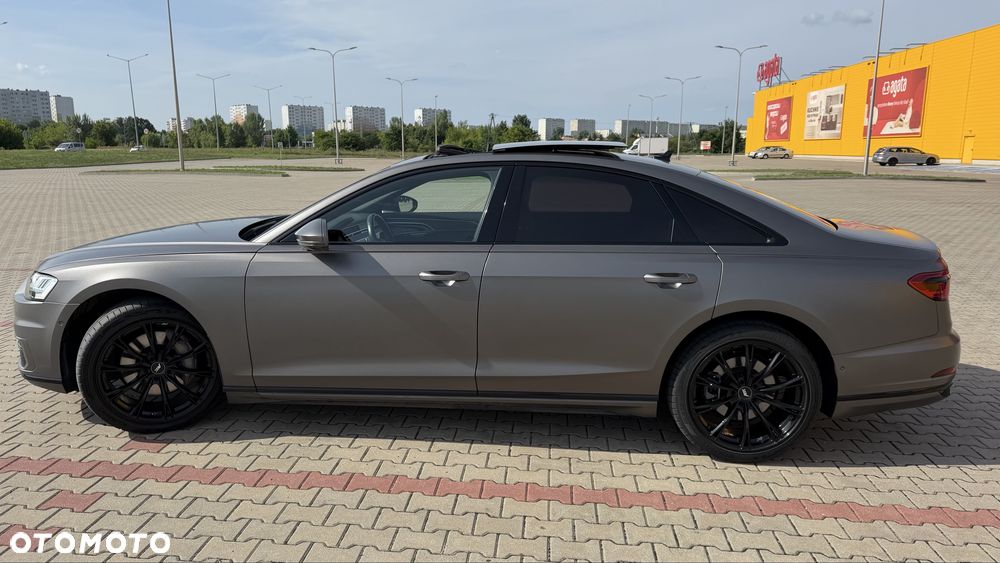 Audi A8 - 3