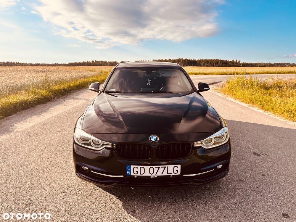 BMW Seria 3 318d Sport Line - 2