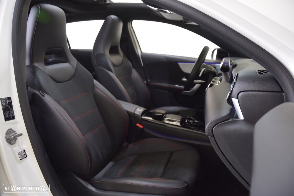 Mercedes-Benz A 180 d 7G-DCT AMG Line - 19