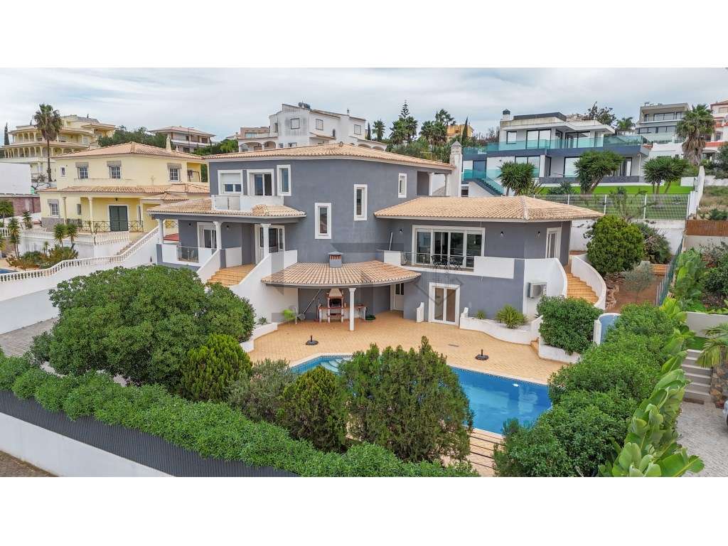 Moradia T5 com Piscina e Vista Rio para Venda em Ferragudo, Algarve - Grande imagem: 4/60