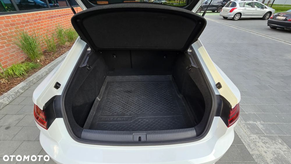 Volkswagen Arteon 2.0 TSI Essence DSG - 7