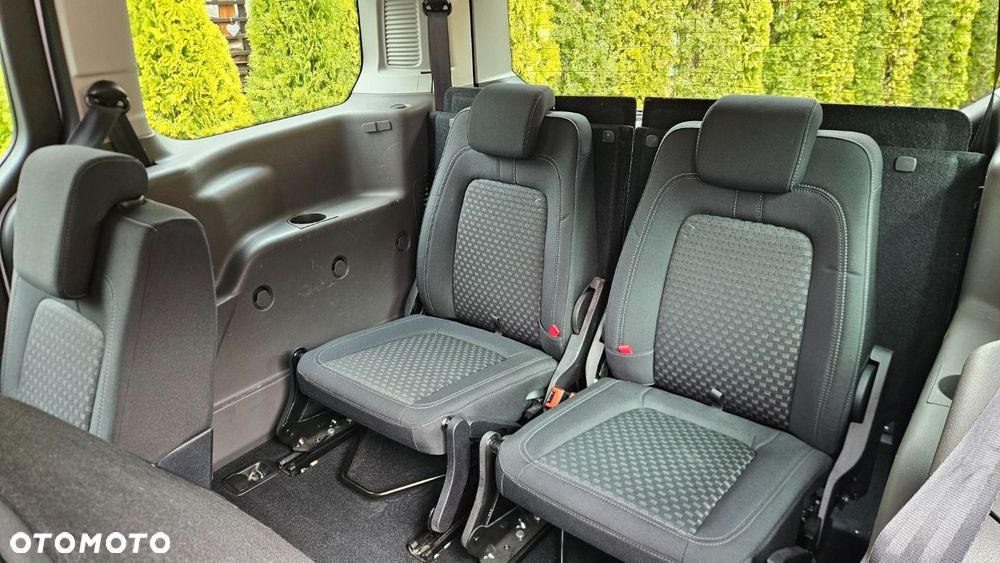 Ford Tourneo Connect - 16