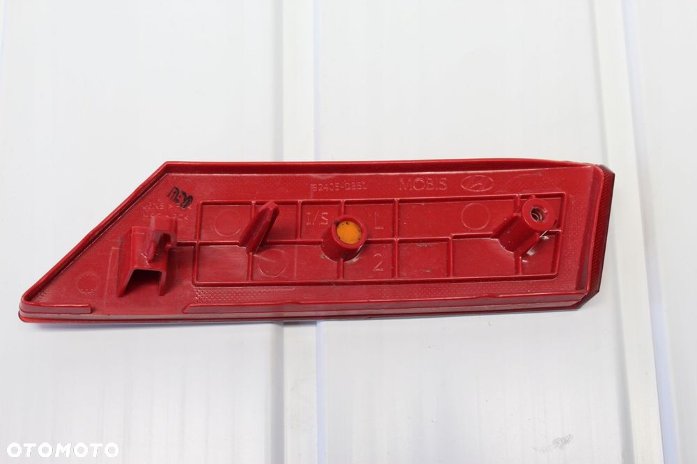 odblask klapy bagażnika oryg hyundai tucson ii 18- lewy tył 92405-d351 - 2