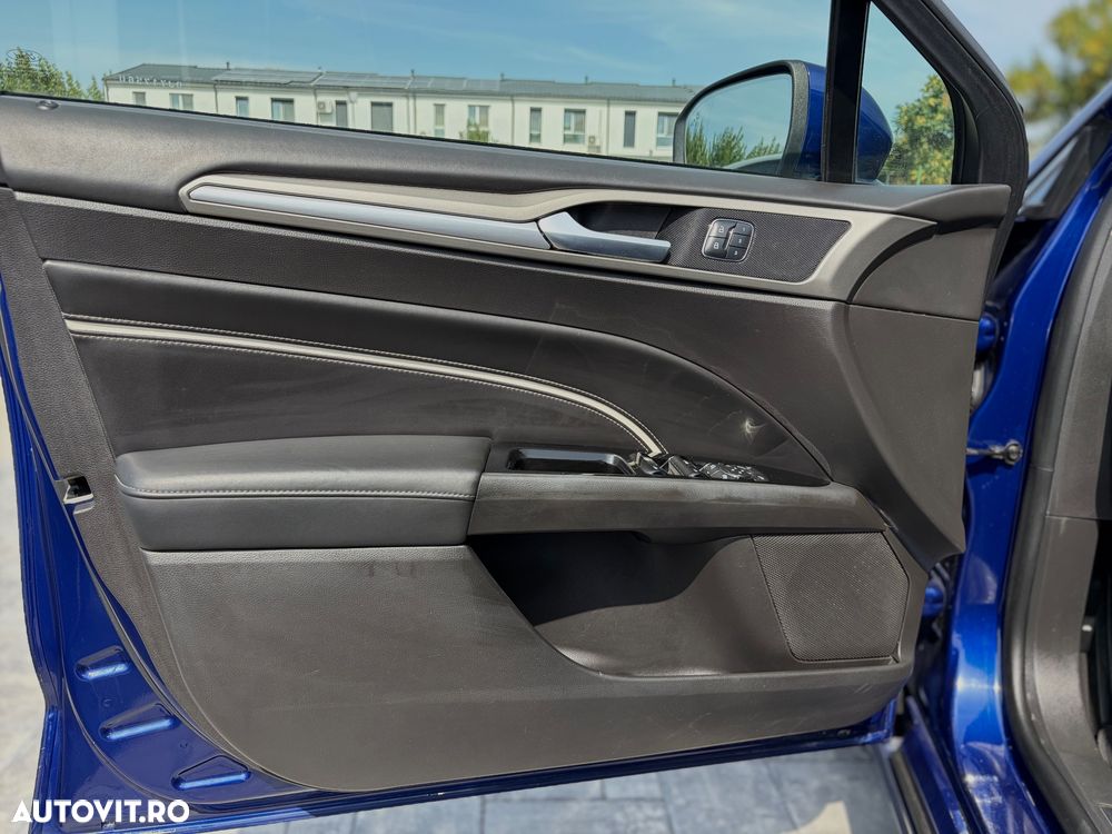 Ford Mondeo - 28