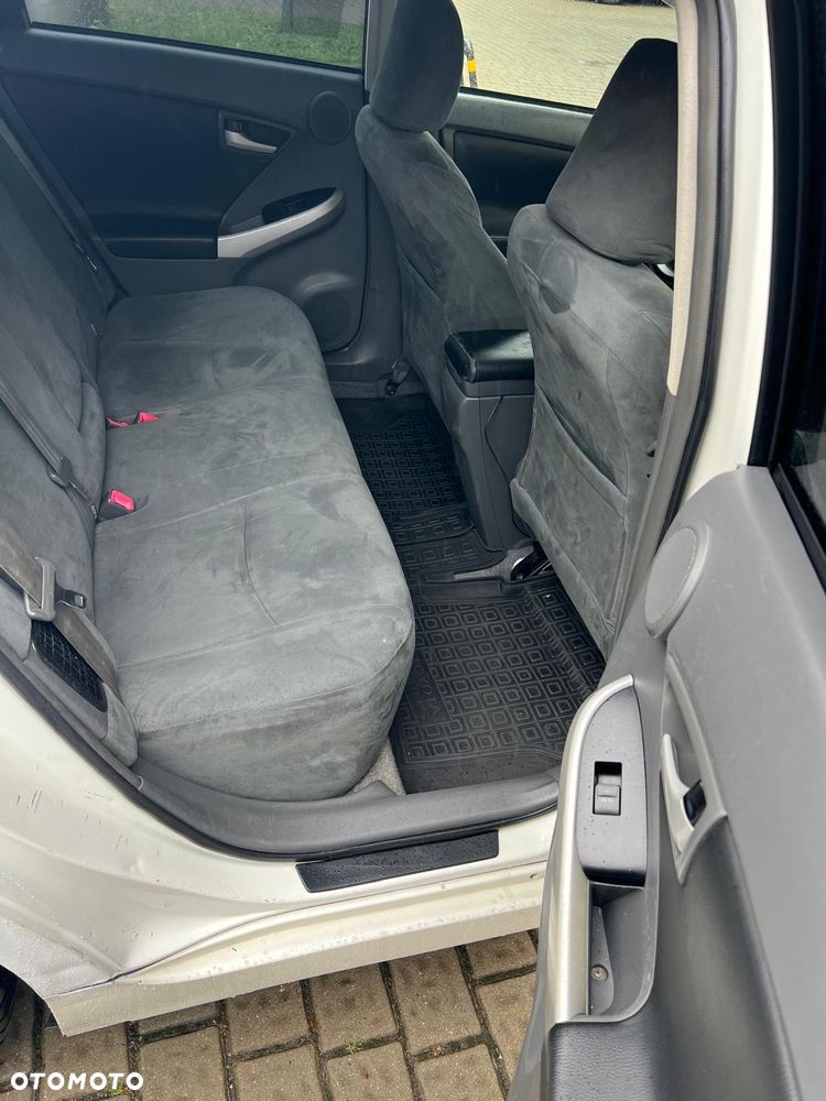 Toyota Prius - 6