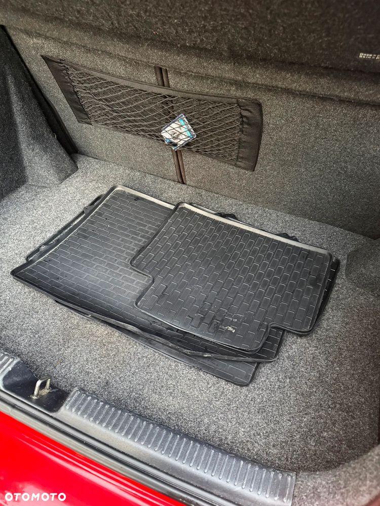 Toyota Corolla 1.6 VVT-i Luna - 11