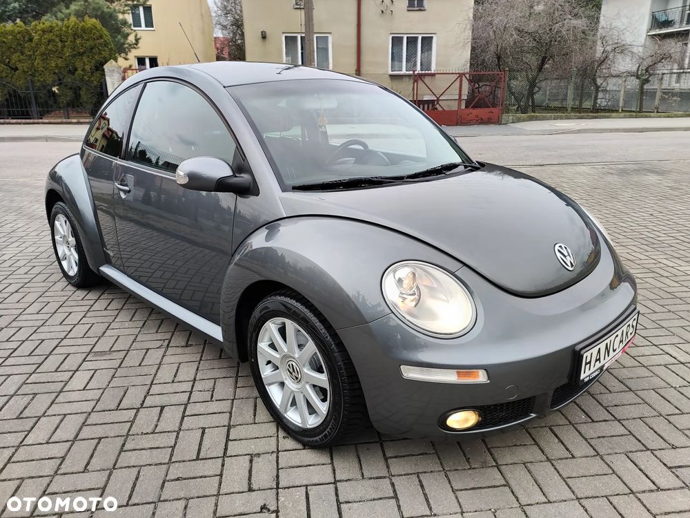 Volkswagen New Beetle - 8