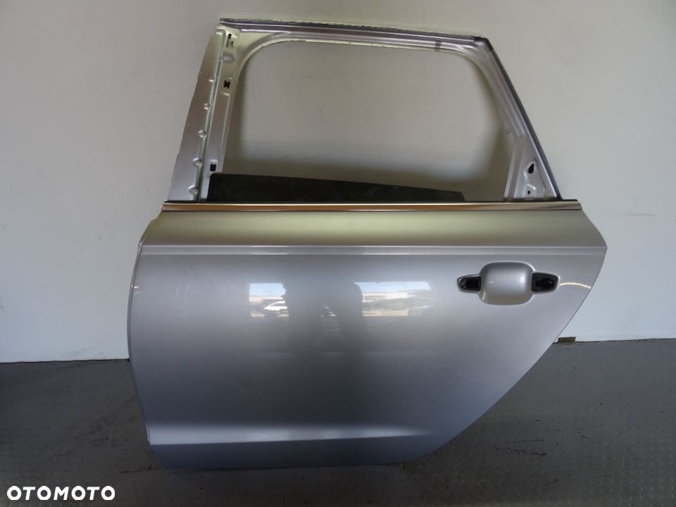 LZ7G drzwi lewy tyl KOMBI Audi A6 C7 czesci - 1