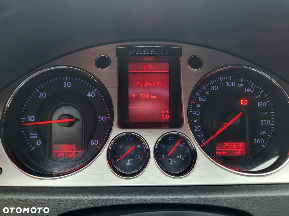 Volkswagen Passat Variant - 14