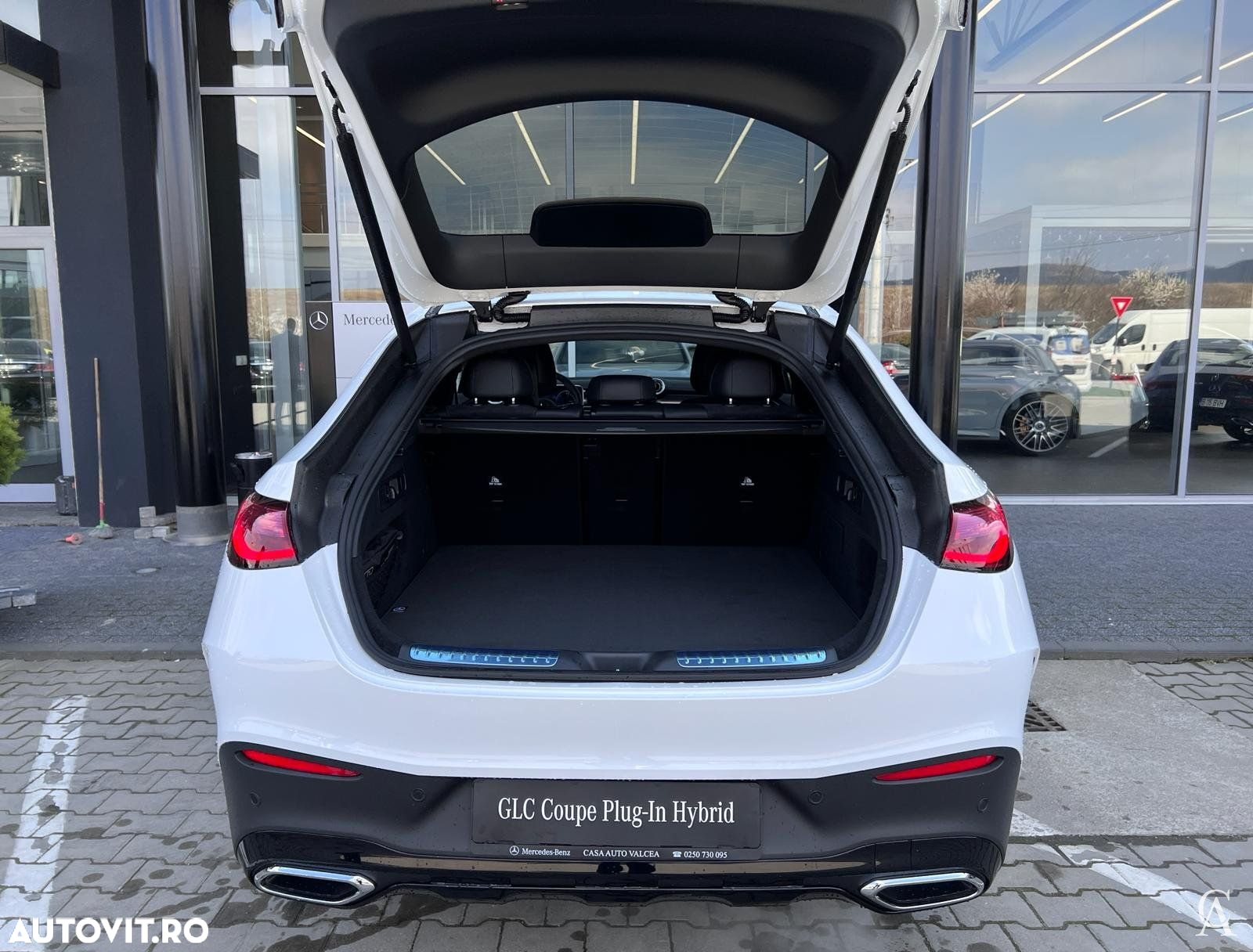 Mercedes-Benz GLC Coupe 300 e 4MATIC - 5