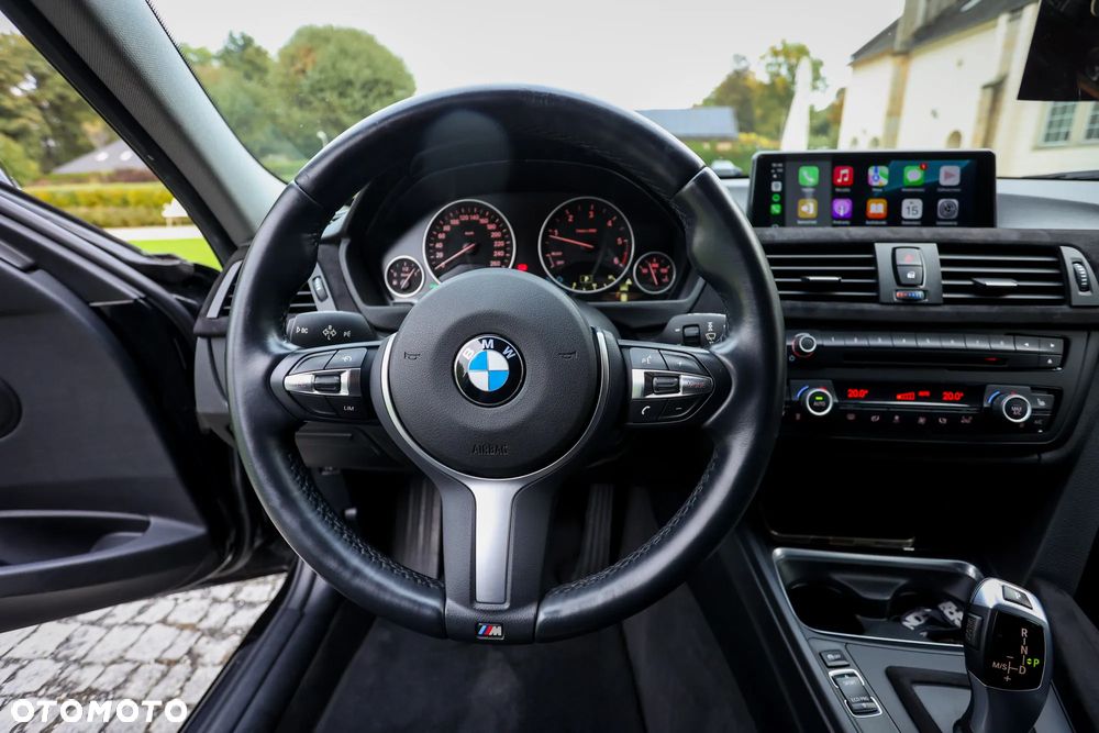BMW Seria 3 320d Touring Sport-Aut Sport Line - 34