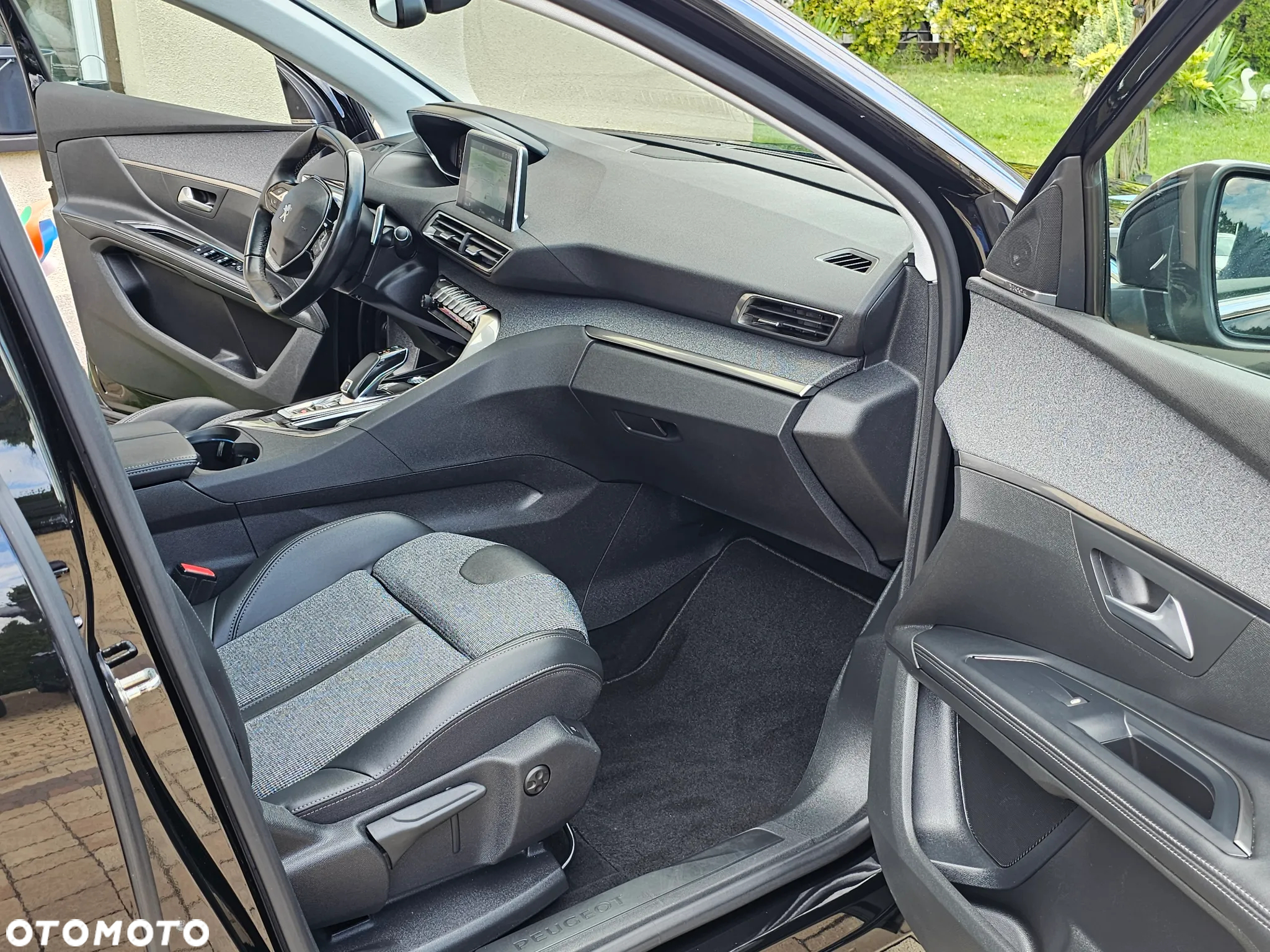 Peugeot 5008 2.0 BlueHDI GT S&S EAT8 - 32