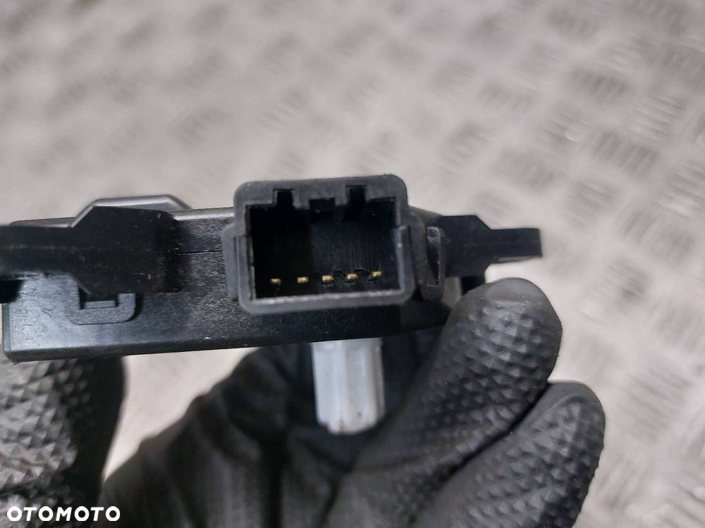 SILNICZEK NAGRZEWNICY KIA CEED II D267-EBABA01 - 2