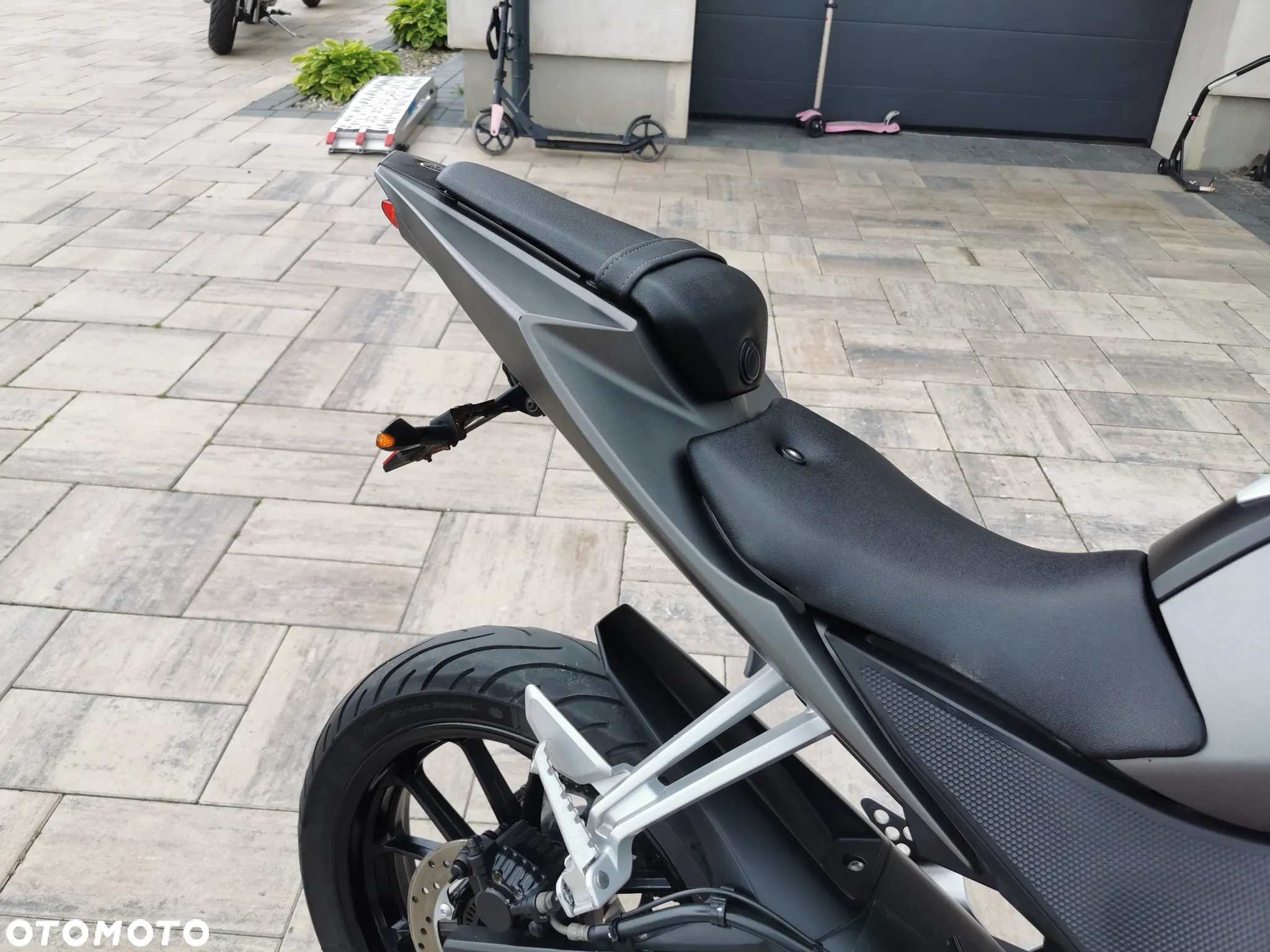 Yamaha YZF - 19