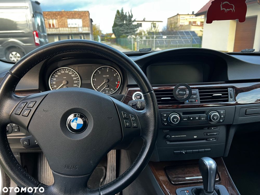 BMW Seria 3 - 17