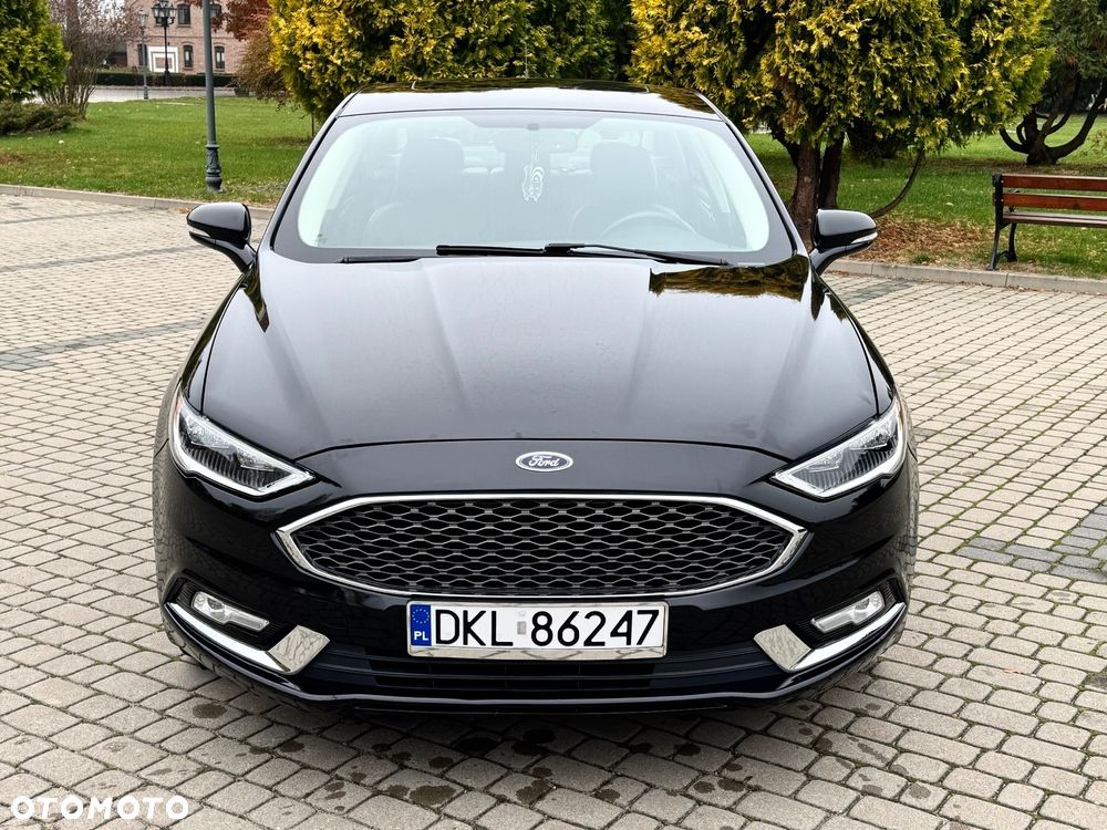 Ford Fusion 2.0 EcoBoost Titanium - 25