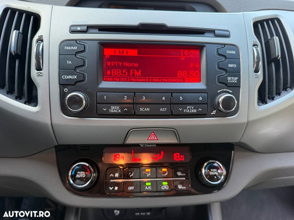 Kia Sportage 2.0 DSL MT 4x4 PREMIUM - 16