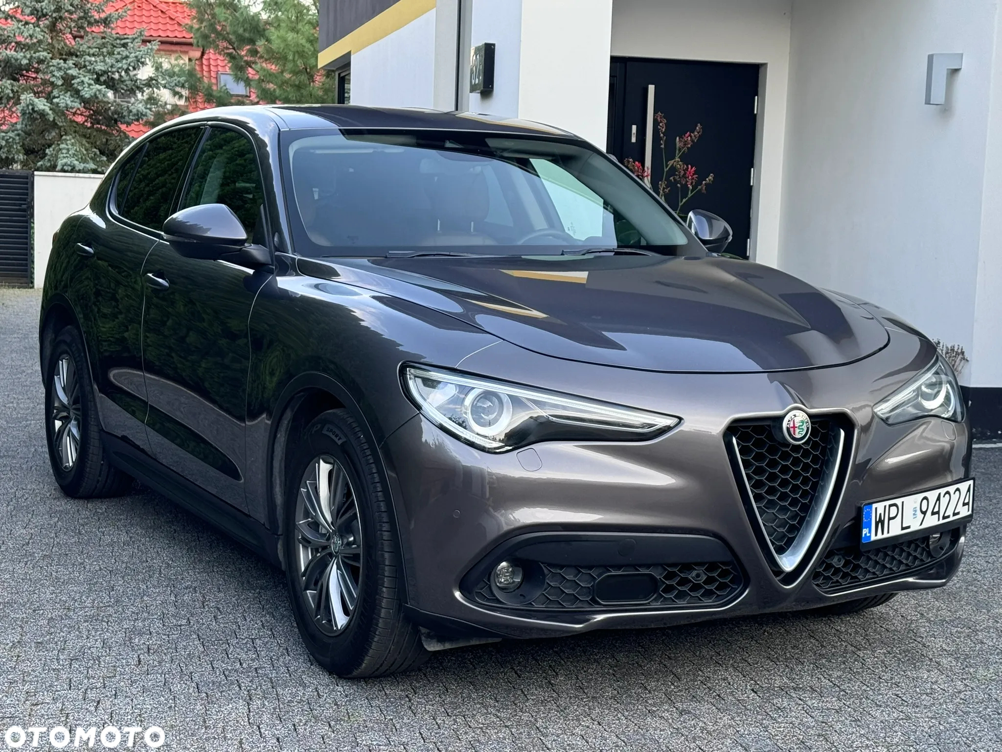 Alfa Romeo Stelvio - 9