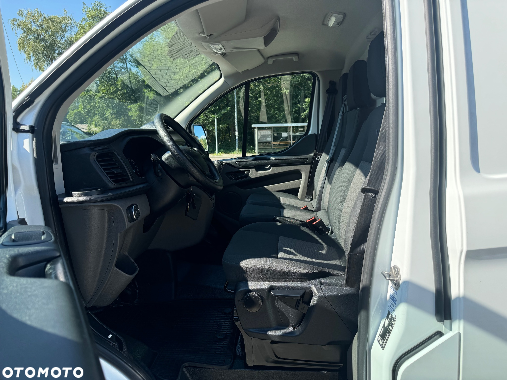 Ford Transit Custom - 14