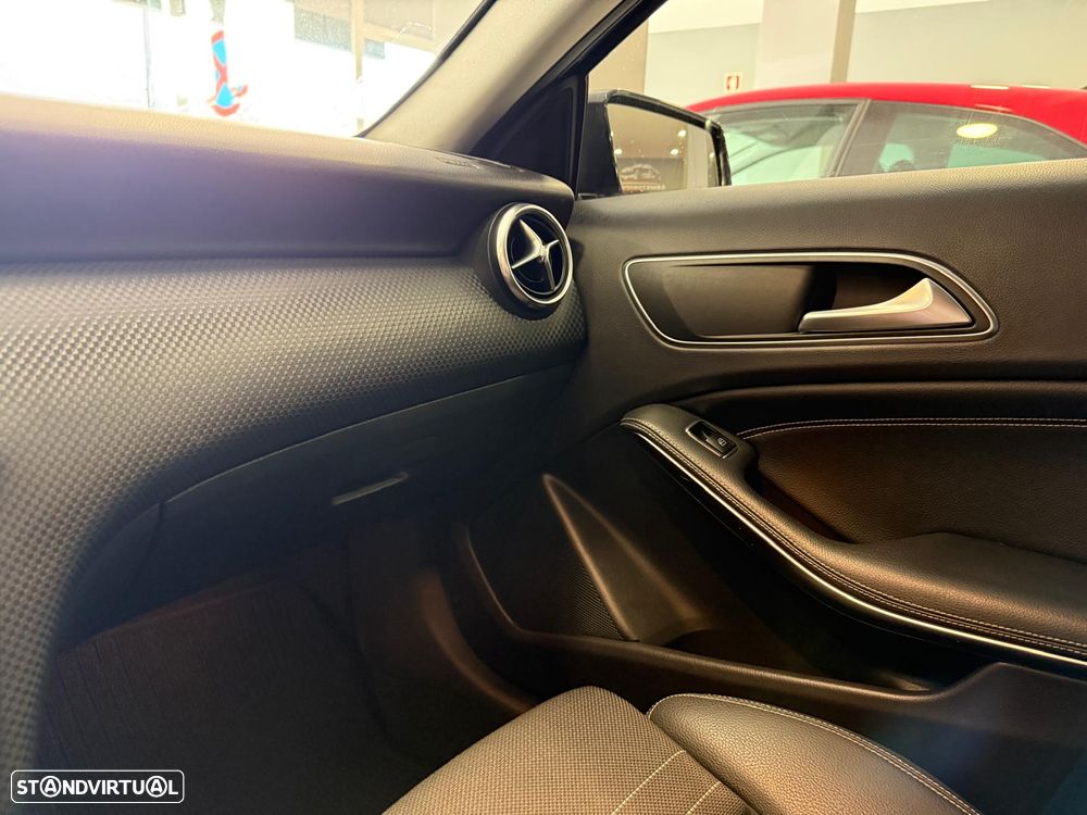 Mercedes-Benz A 180 d Style - 11