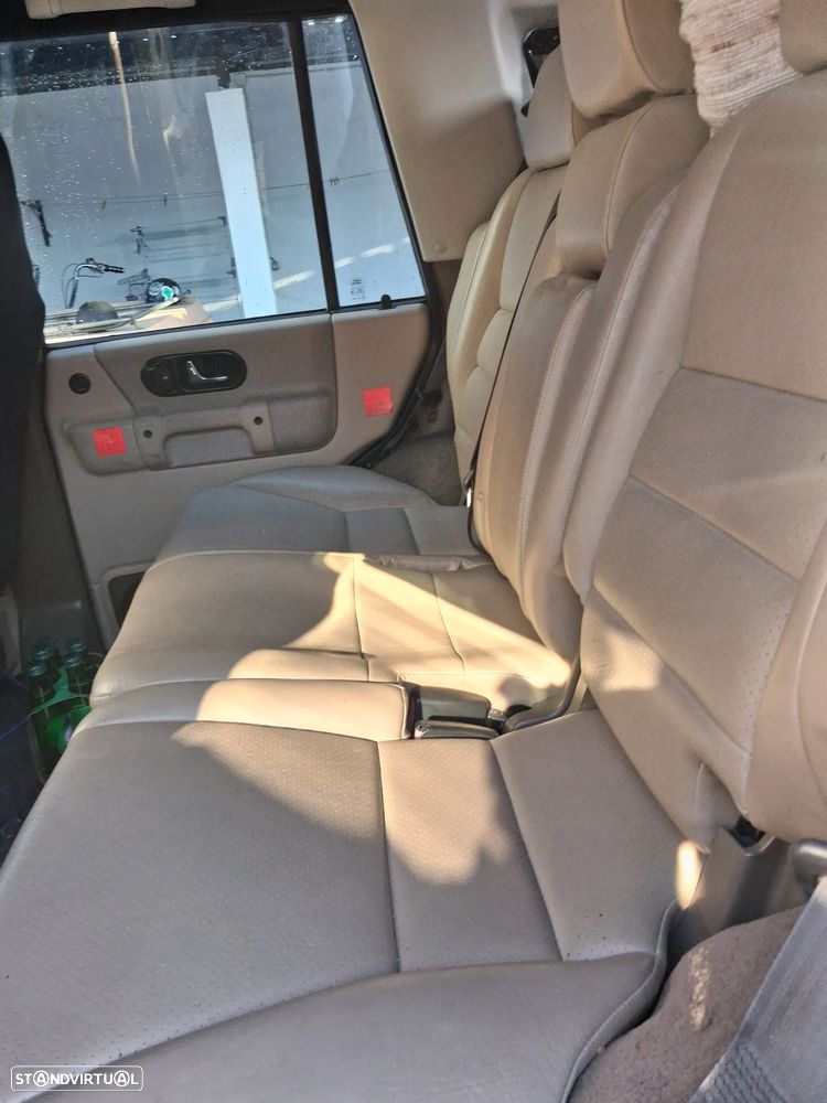 Land Rover Discovery 2.5 TD5 - 11