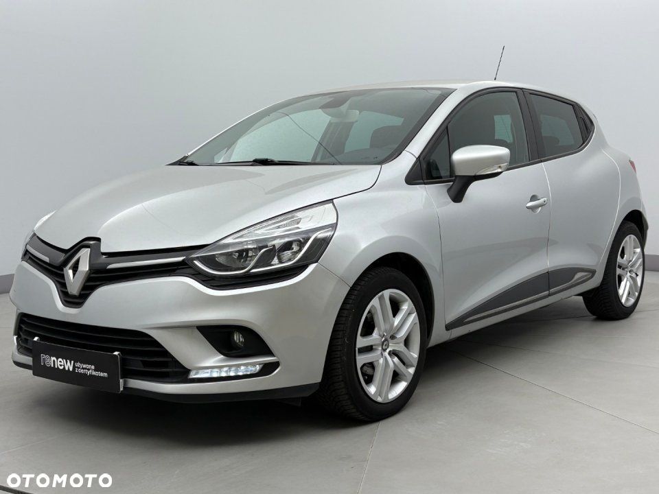 Renault Clio - 1