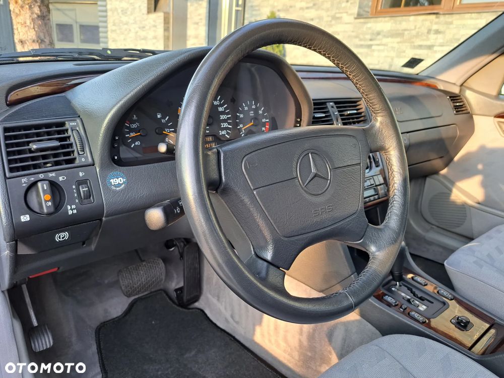 Mercedes-Benz Klasa C - 19