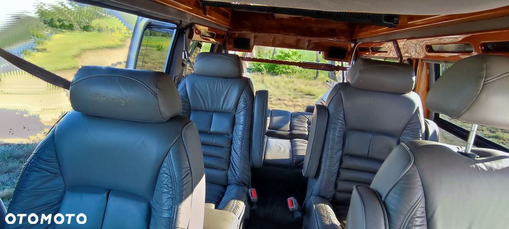 GMC Safari - 28