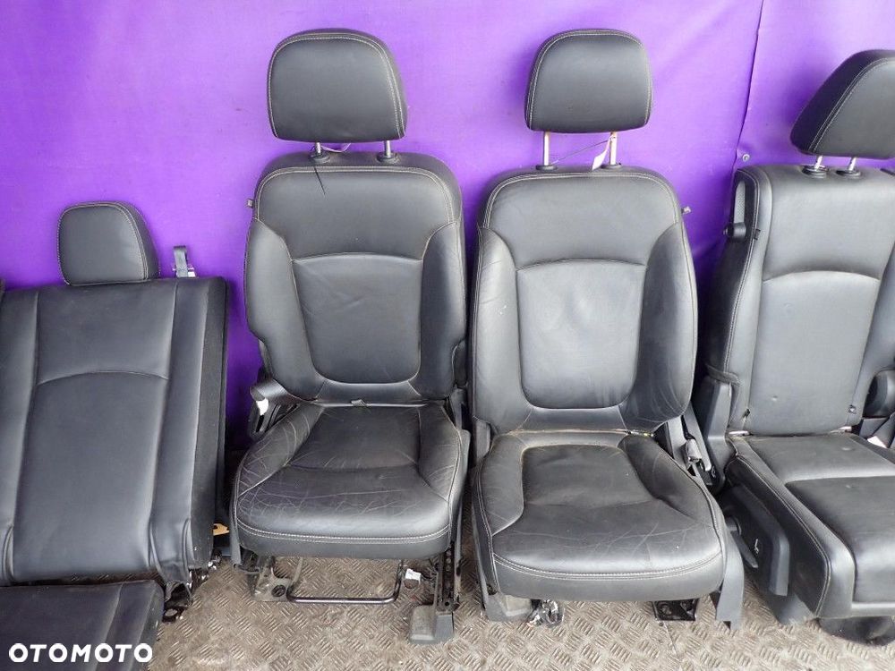 FIAT FREEMONT FOTELE KOMPLET PRZÓD LEWY PRAWY TYŁ 2 3 RZĄD 7 OSÓB SKÓRA EU - 4