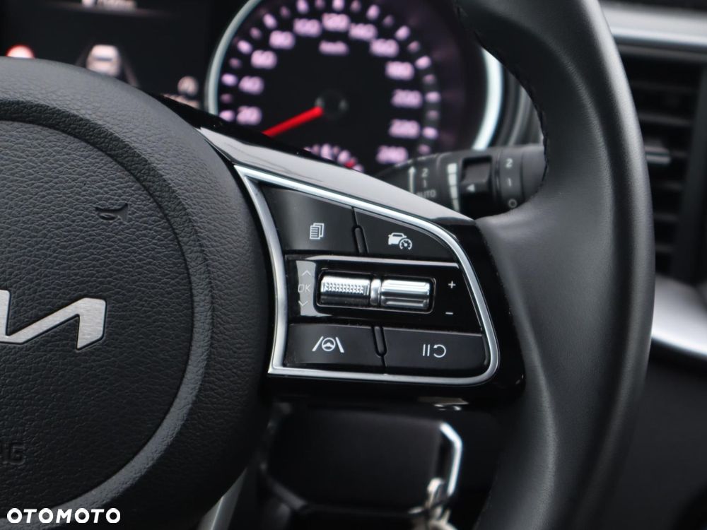 Kia XCeed 1.5 T-GDI M - 16