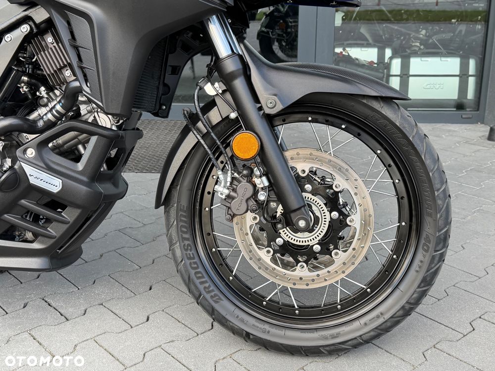 Suzuki V-STROM - 8