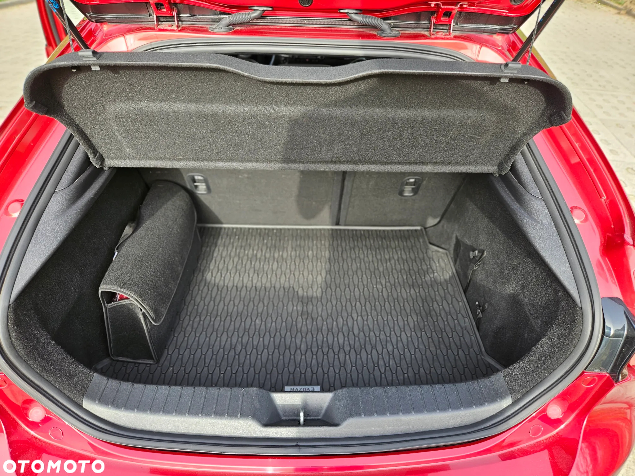 Mazda 3 - 10