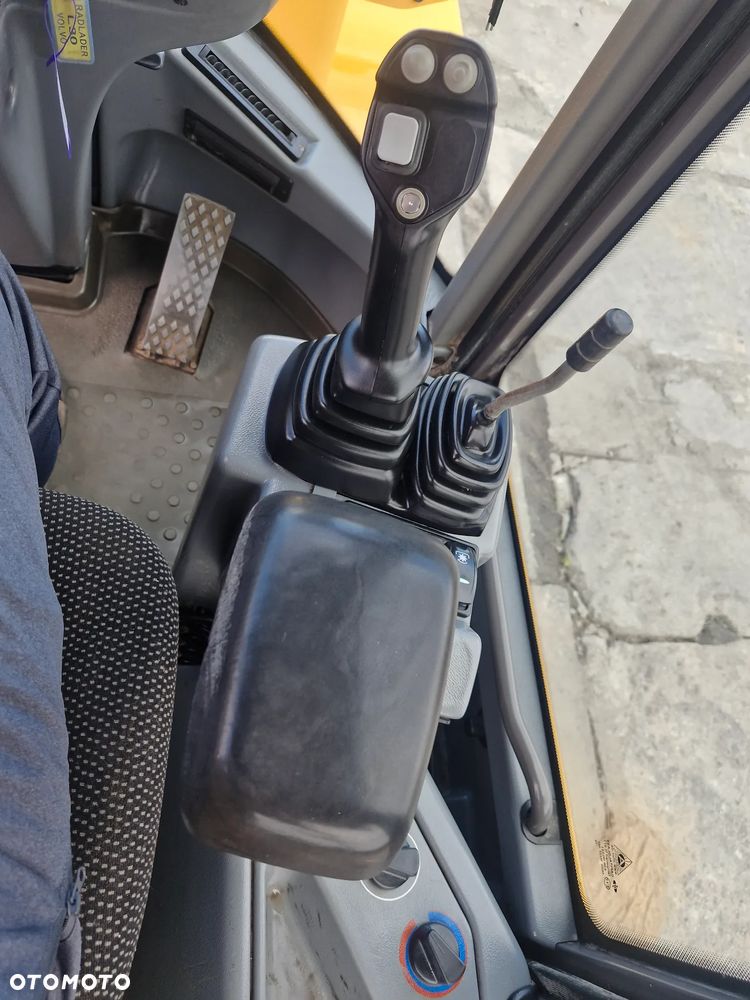 Volvo L30 - 6