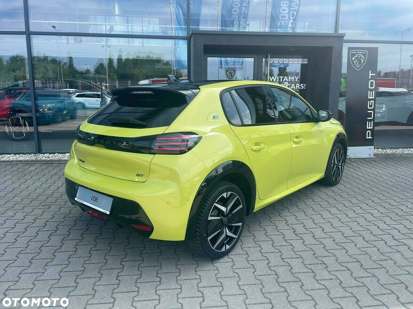 Peugeot 208 - 4