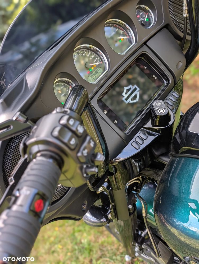 Harley-Davidson Touring Street Glide - 5