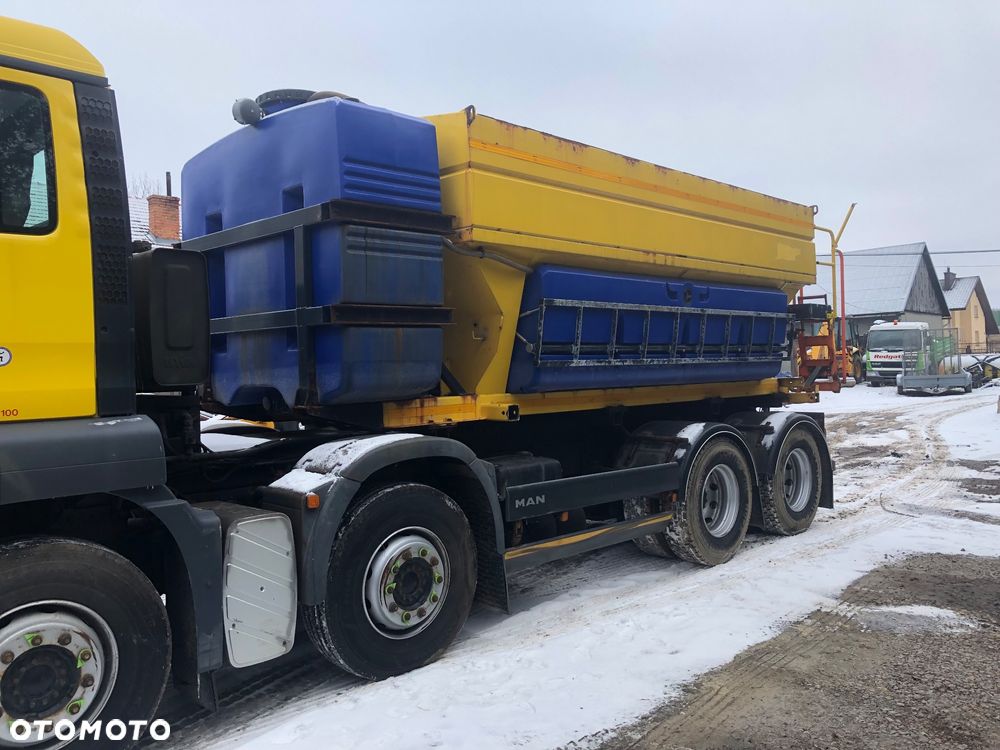 MAN TGS 32.360 8x4 piaskarka solarka schmidt euro5 pług - 2