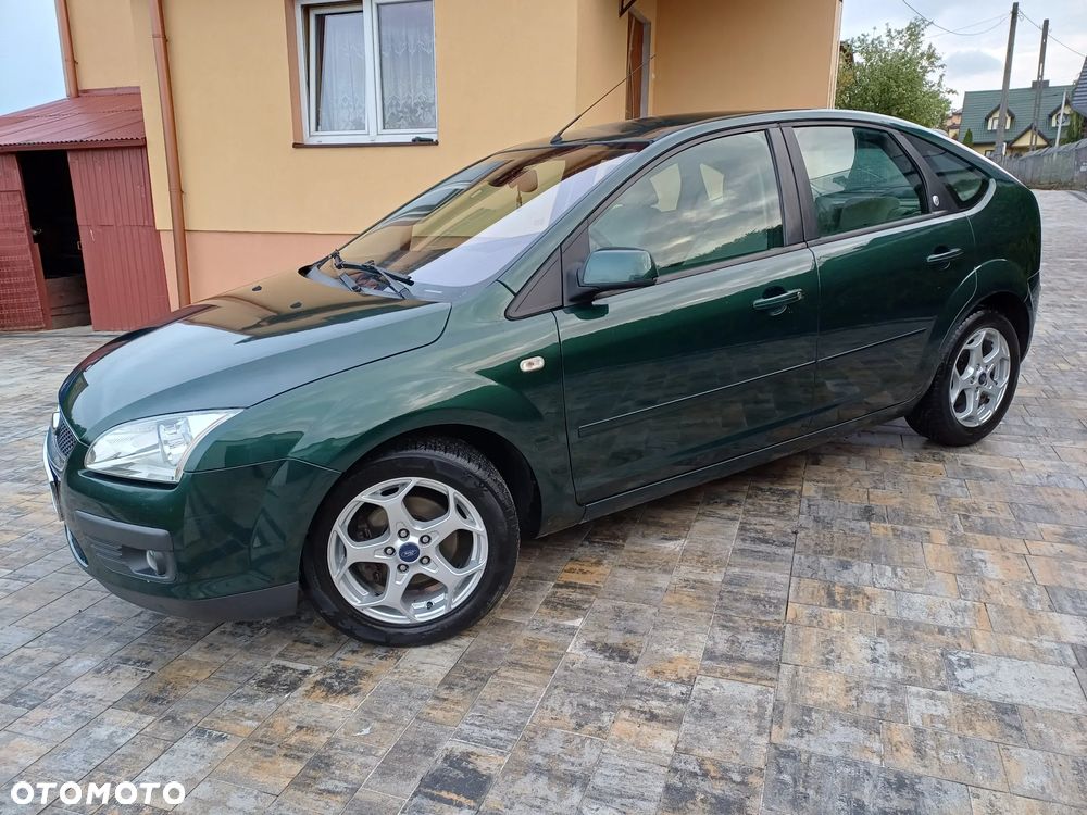 Ford Focus 1.6 Ti-VCT Ghia - 28