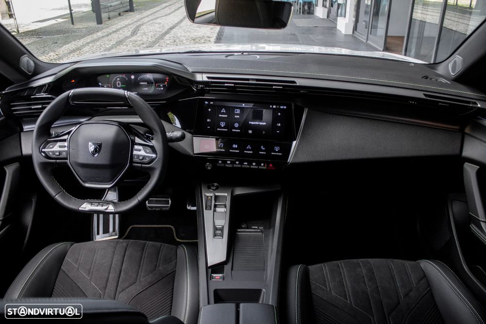 Peugeot 408 1.6 Hybrid GT e-EAT8 - 39