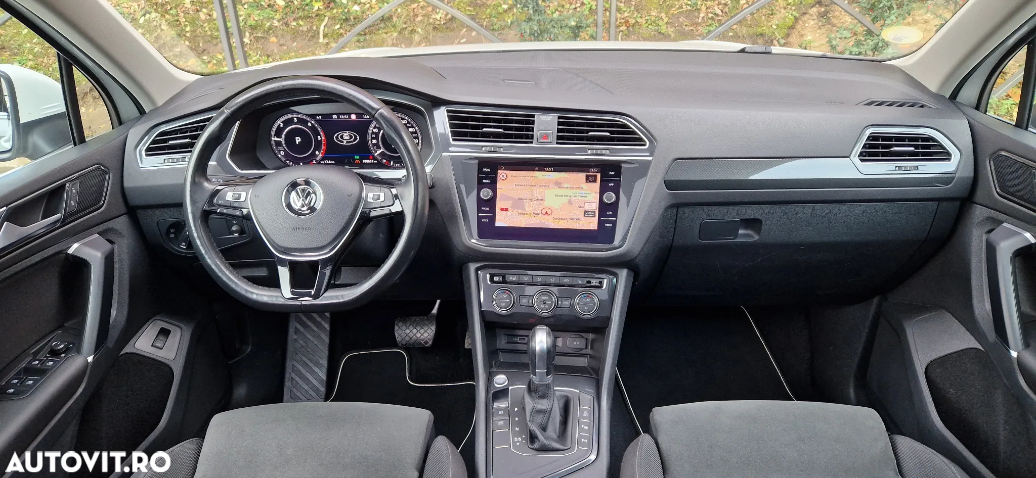 Volkswagen Tiguan - 7