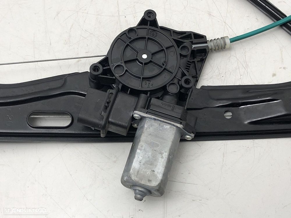 Motor elevador Frente/Esq Usado BMW 1 (F20) 118 d | 03.15 -  REF. 13262410 - 2