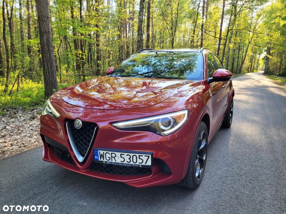 Alfa Romeo Stelvio V6 2.9 Bi-Turbo AT8-Q4 Quadrifoglio - 9