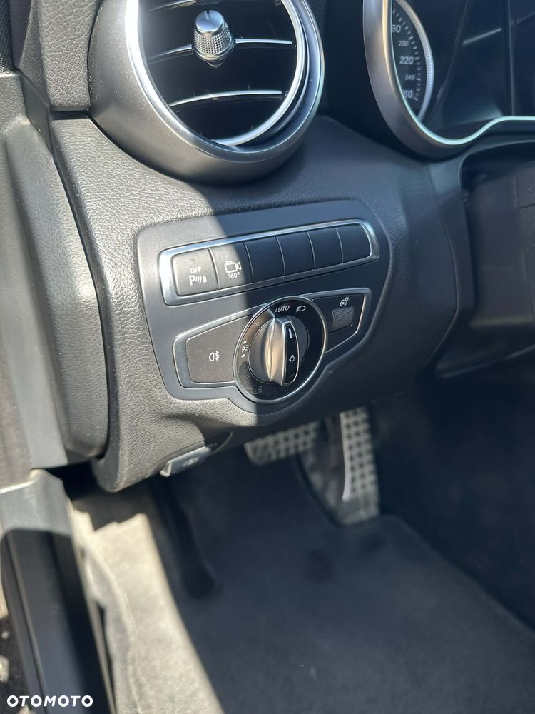 Mercedes-Benz Klasa C 300 7G-TRONIC - 5