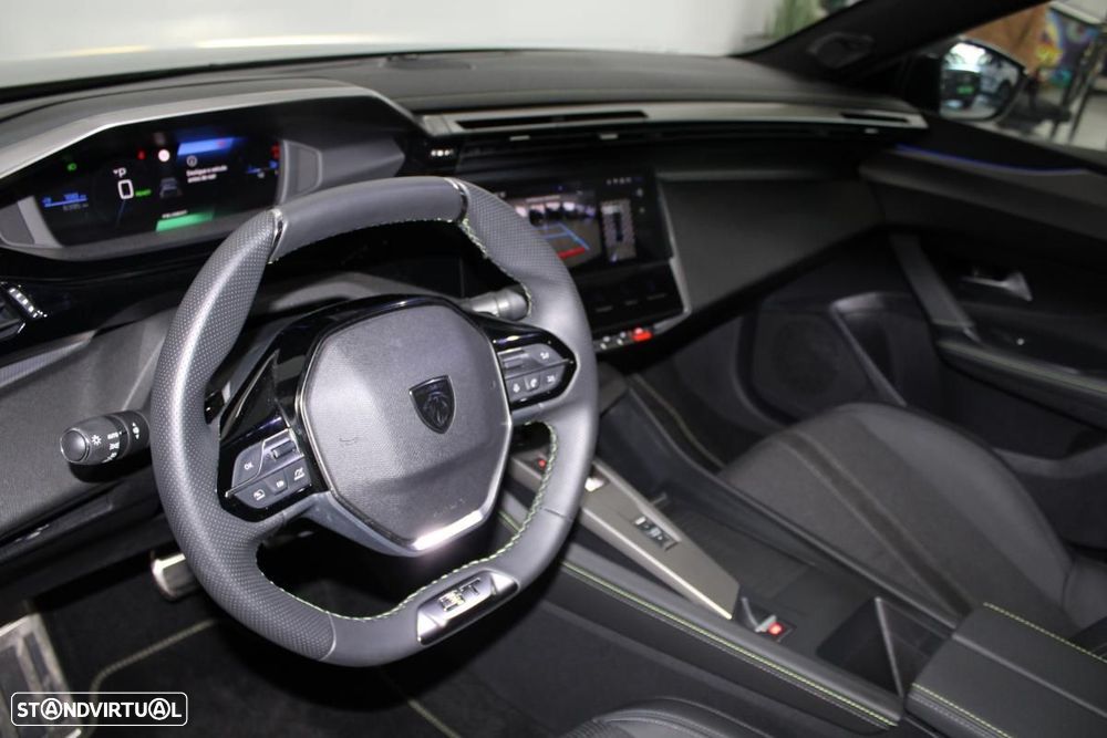 Peugeot E-408 58 kWh GT - 13