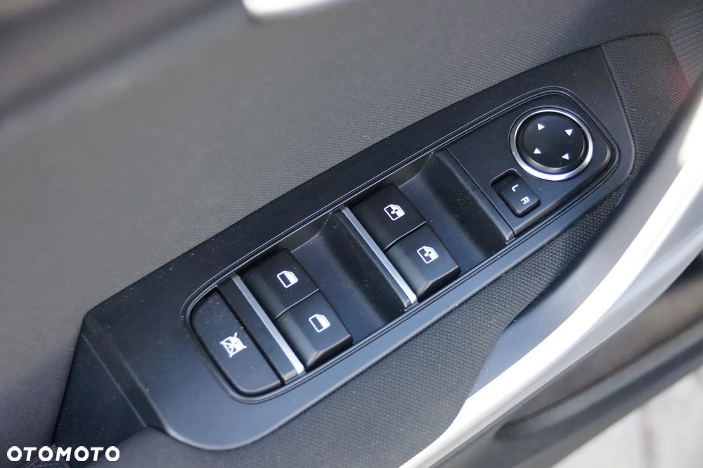 Kia Ceed 1.6 CRDi SCR L - 22