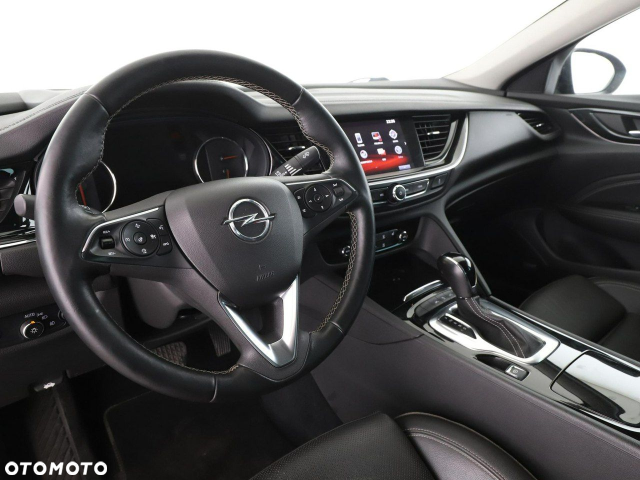 Opel Insignia - 14