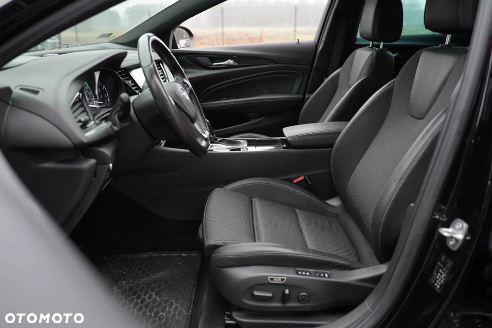 Opel Insignia CT 1.6 T Elite S&S - 28