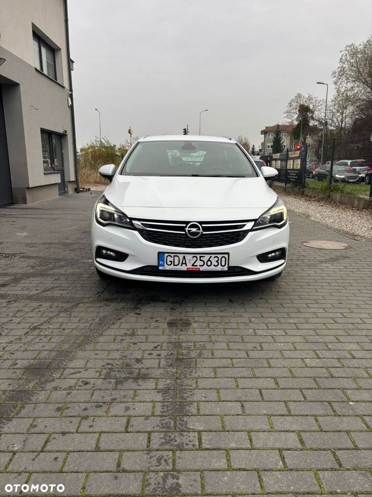 Opel Astra 1.4 Turbo Edition - 2